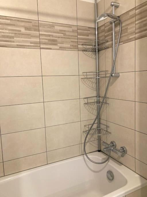 Appartement 87 M2 - 3 Chambres - 6 Personnes - Proche Paris - Parking Gratuit Asnières Extérieur photo